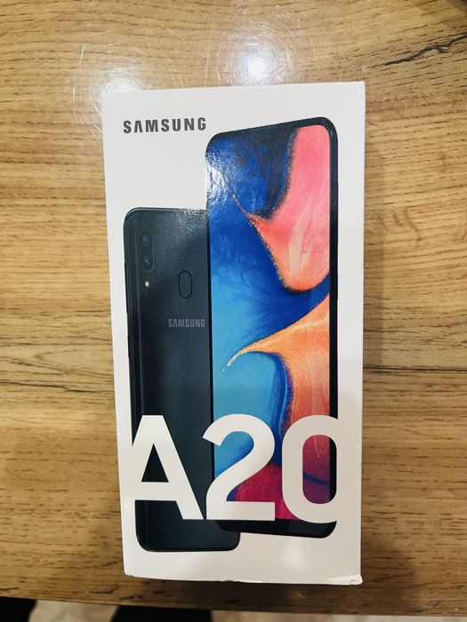 Планшет ноутбук и Самсунг а20