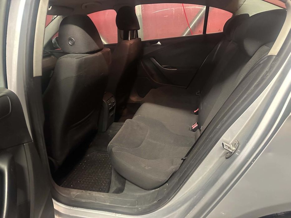 Vând   Passat B6