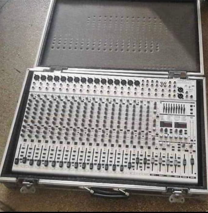 Mixer pasiv cu dublu procesor efecte voce fără nici un fel de probleme