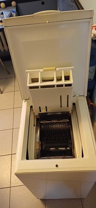 Пералня Whirlpool