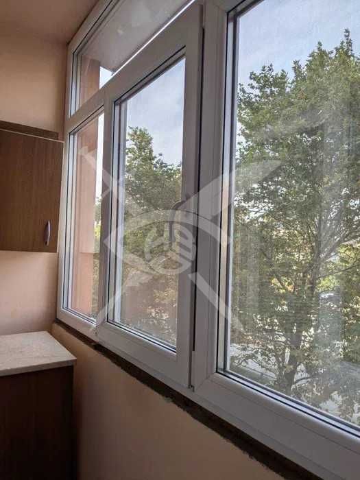 Продава се Многостаен апартамент в Пловдив, Кючук Париж - 100 кв.м за 2124 €/кв.м - Снимка #2