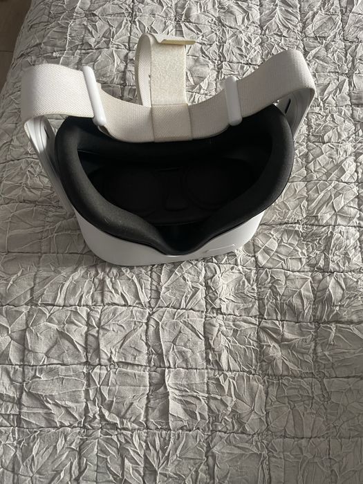 Casti VR in stare perfecta accesorii incluse