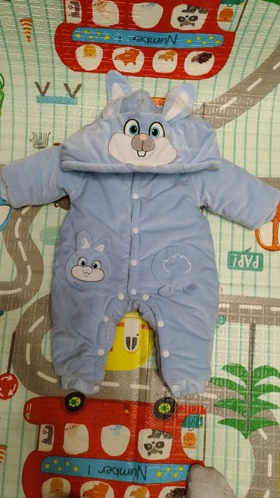 Продам детский комбинезон на весну, размер 74-78