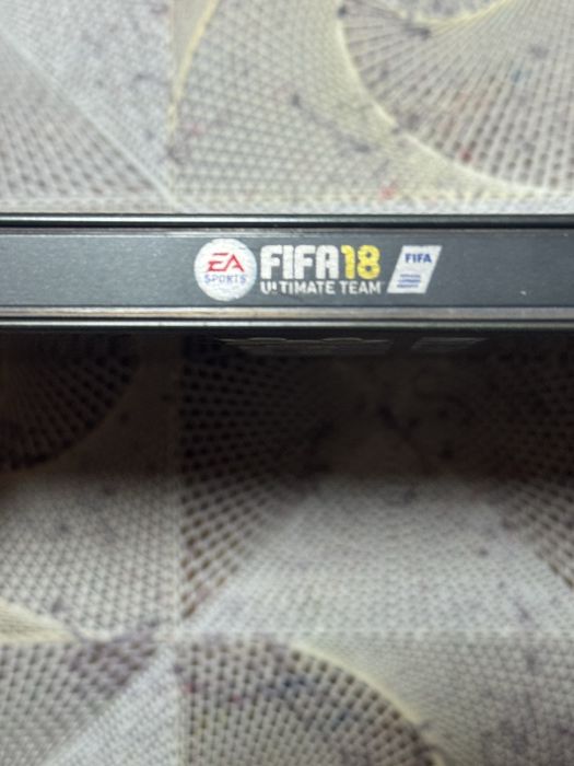 Продавам FIFA 18 Ultimate Team