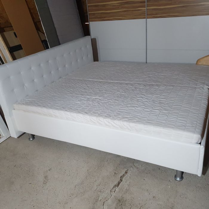 Pat dormitor tapițat piele 1.80m/2m+ saltele