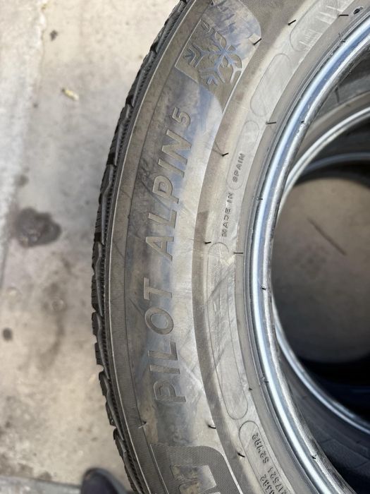 235/55/17 Michelin 4 бр