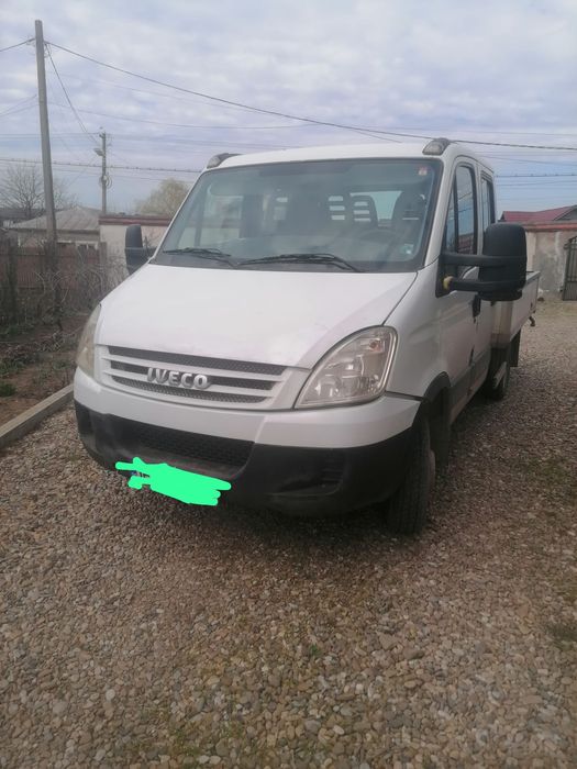 Vând Iveco daily doka 7 locuri
