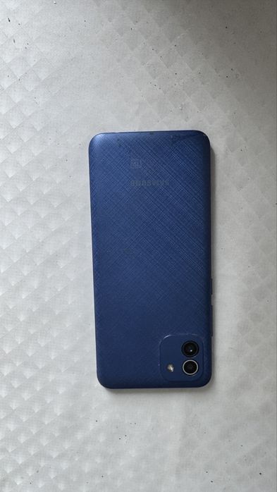 Продамсмартфон Samsung Galaxy A03