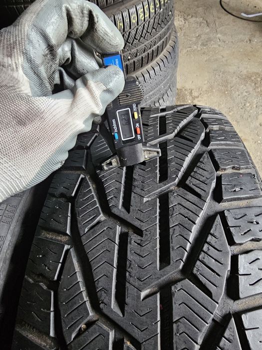 4 anvelope iarna 235 55 17 Kormoran 2019 6.2mm