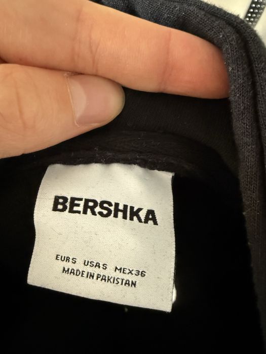 Bershka худи (cropped)