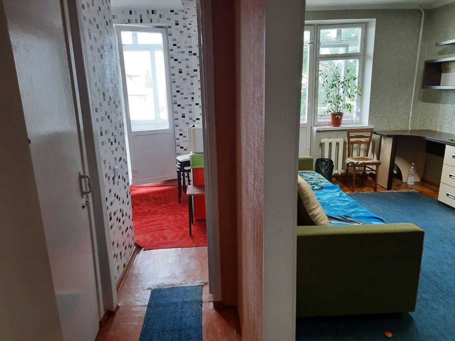 Дава се под наем Едностаен апартамент в София, Център - 42 кв.м за 348.84 € - Снимка #1