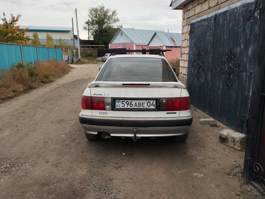 Продам Ауди 80 б4