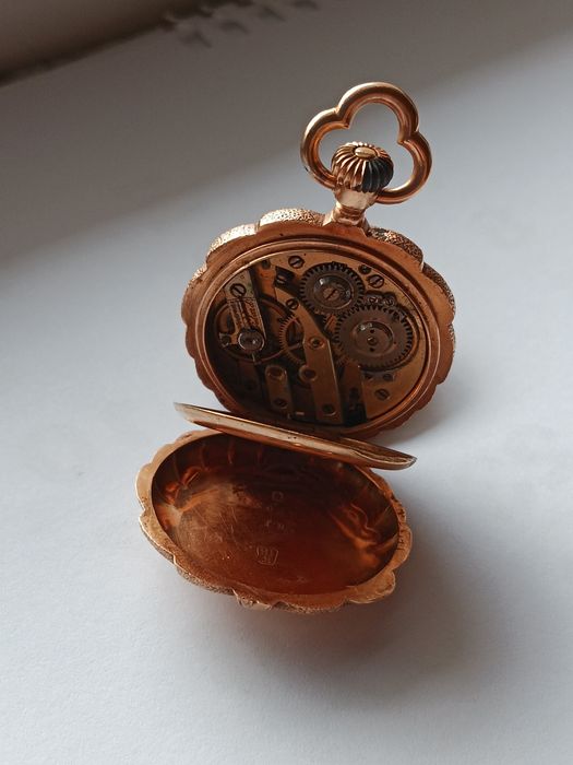 vand bijuterie ceas de aur 18k model vintage