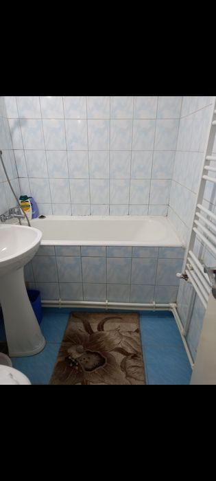 Apartamen de închiriat