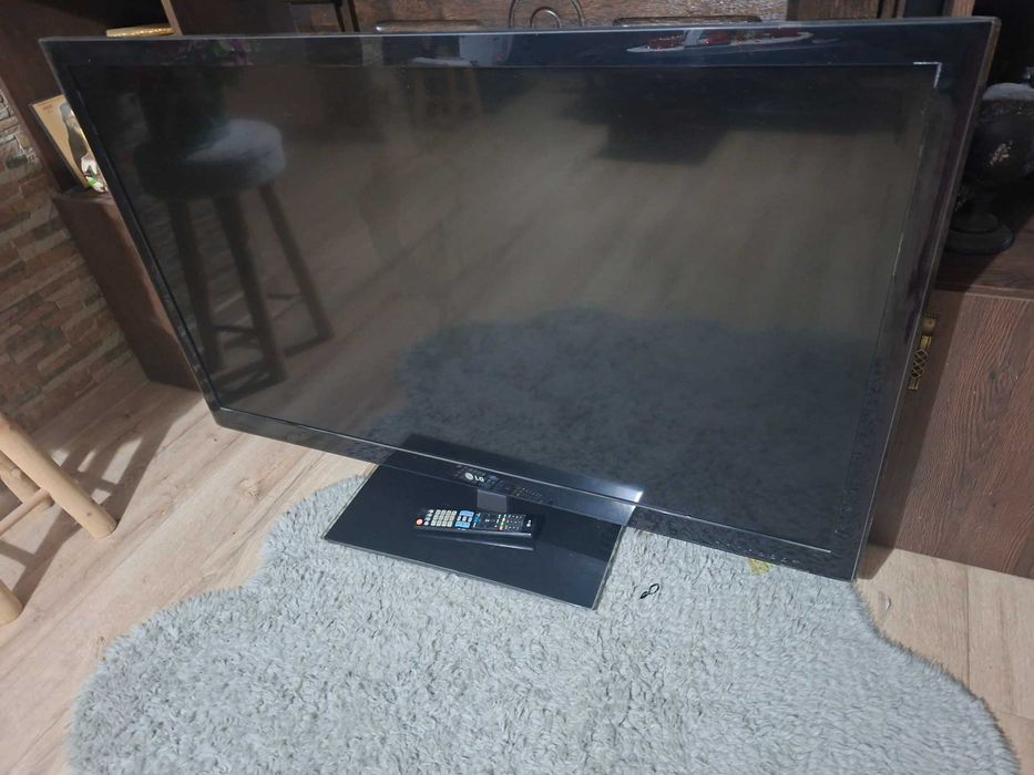 Vand televizor Lg 139 cm