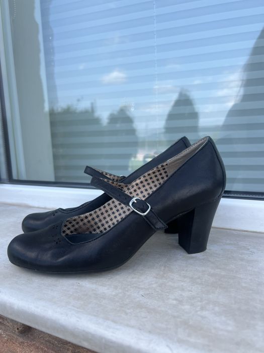 Camper кожени обувки