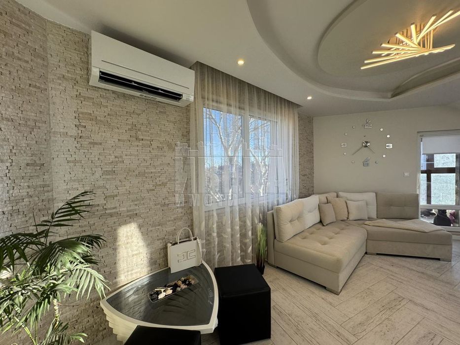 3-стаен в Варна-Цветен площ 110 кв.м