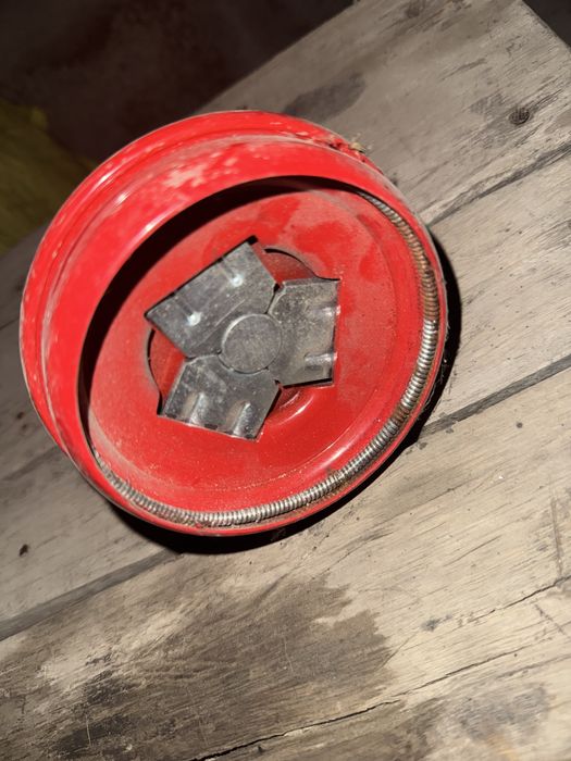 Ключ для закрутки  банок