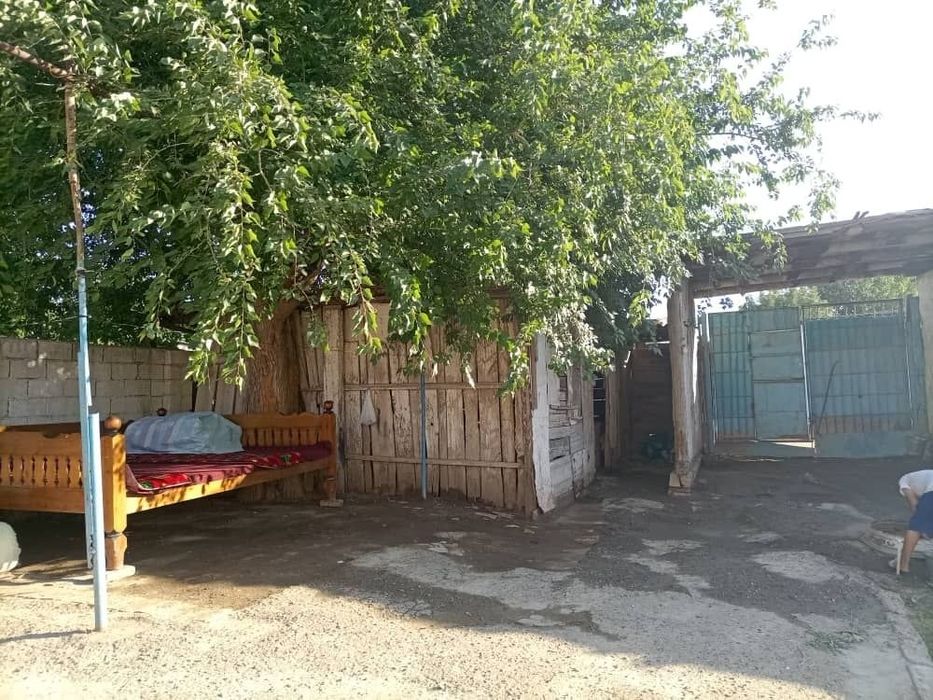 Buxoro vilot Kogon shaxrida 8 sotixli xovli barcha jixozlari bilan sot