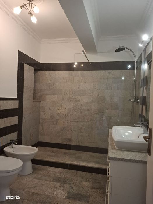 Apartament 2 camere, balcon, Centru Arad