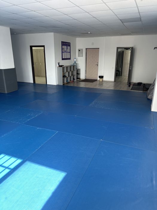 Сдам зал БЦ Фаворит