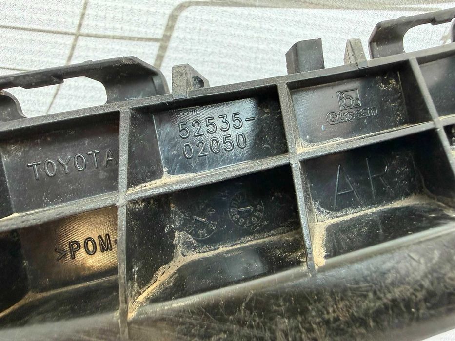 Suport Ghidaj Bara Fata Dreapta Toyota Auris E180 2018 / 2012-2019 Cod OEM 5253502050 (5C2)