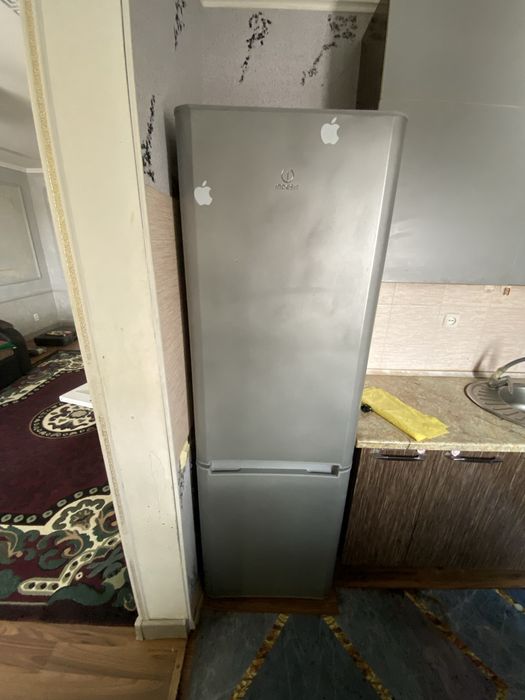 Холодильник индезит