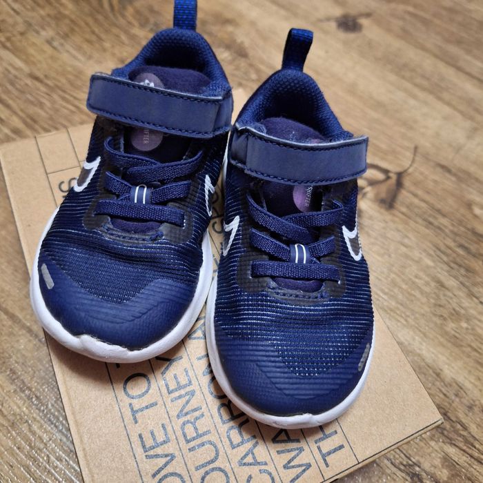 Adidasi nike marime 22
