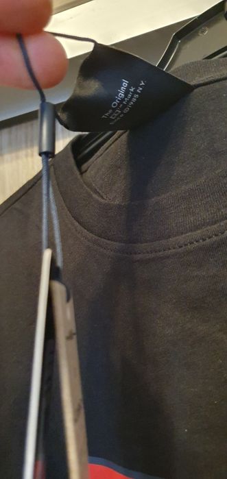 Vand tricou Tommy Hilfiger