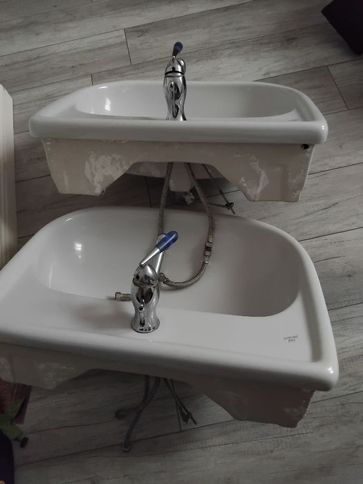 Chiuvetă baie cu baterie