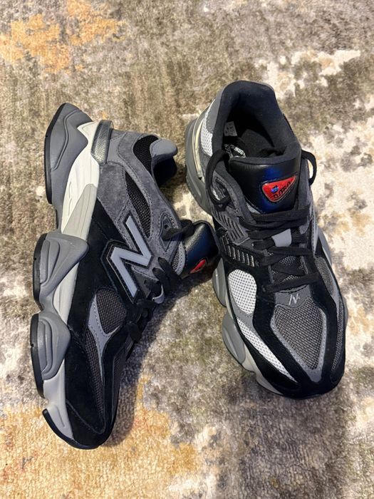 New Balanace 9060 NOI!! Marimea 40,5