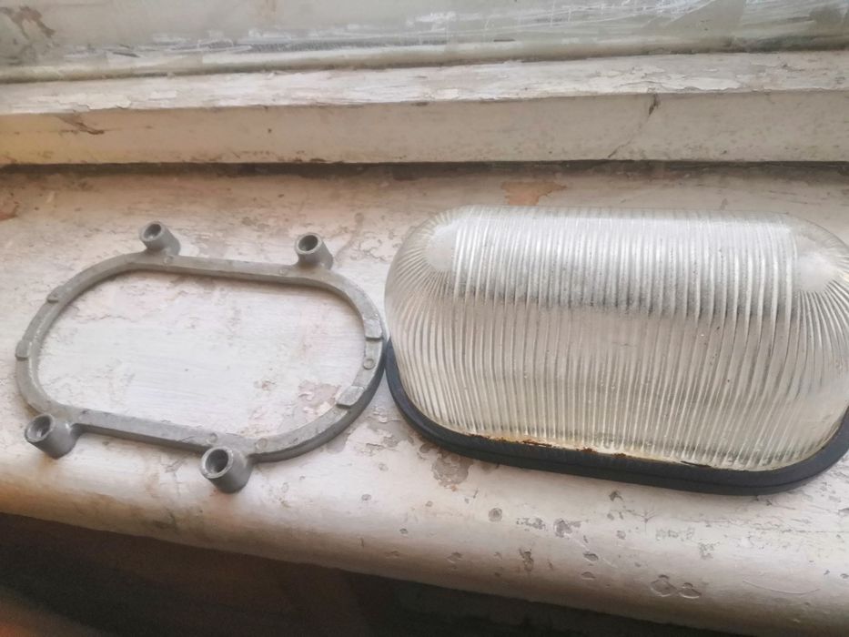 Продам плафоны для люстры