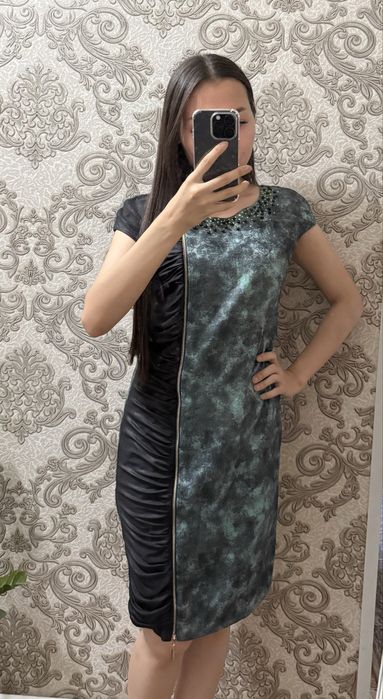 Продаются платья по 5к