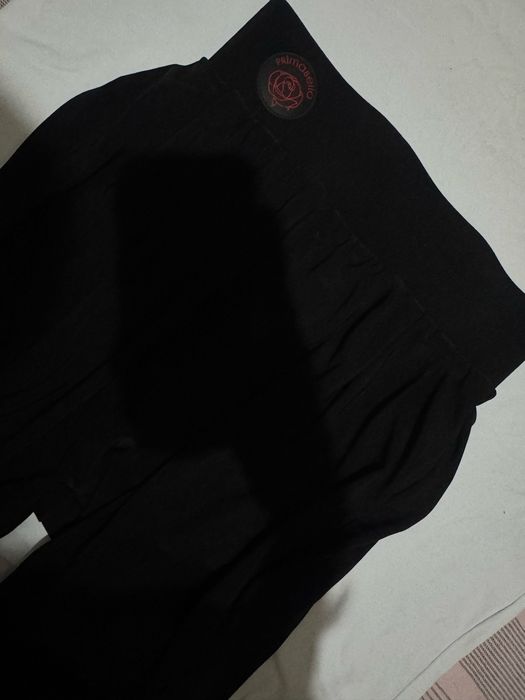 Тренировочный топ Primabel, чёрный и брюки