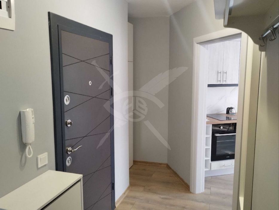 Продава се Двустаен апартамент в Варна, Погреби - 53 кв.м за 2642 €/кв.м - Снимка #6