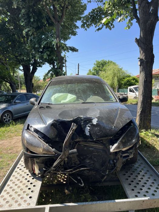 Peugeot 206 2.0HDI 90HP само на части