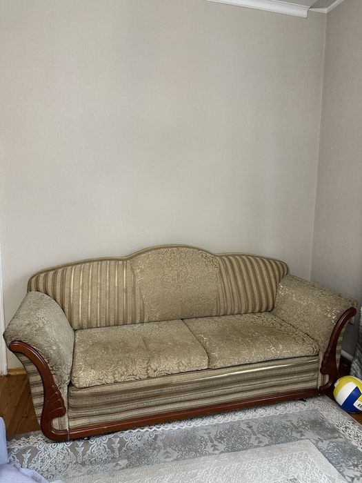 Продам 2 (два) дивана