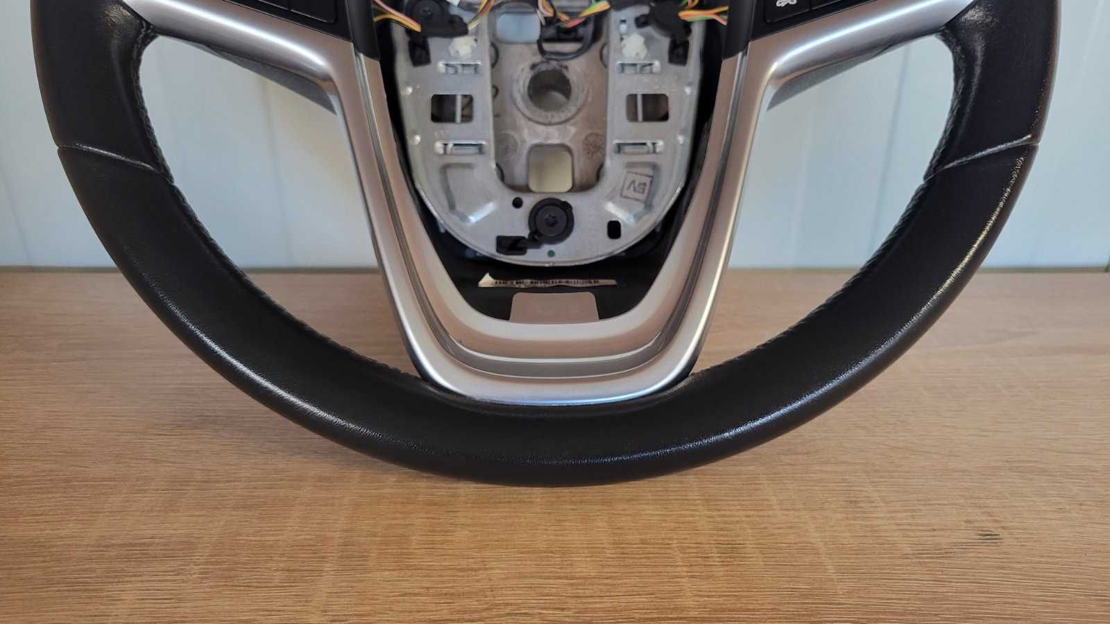 Продавам запазен мулти волан за Opel Astra J 2010 до 2015 гр. София ...