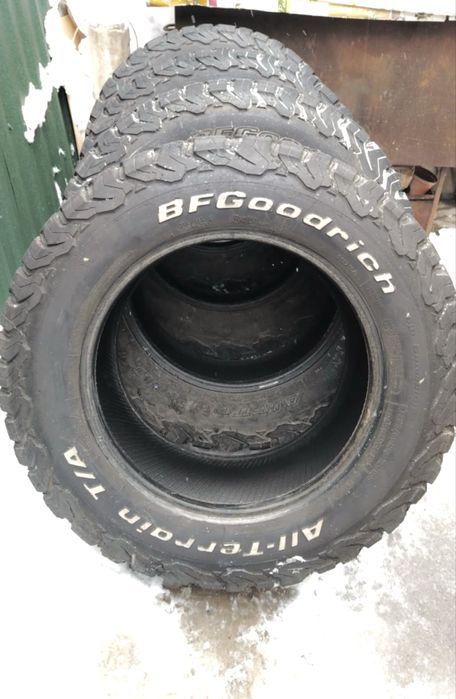Продам 4 балона Bfgoodrich
