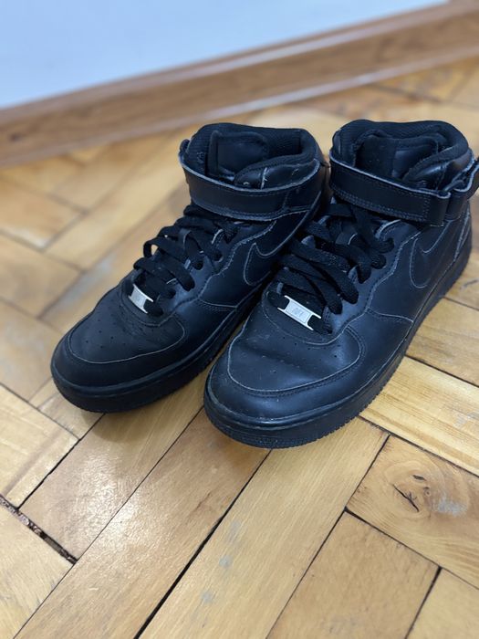 Nike air force 1 mid