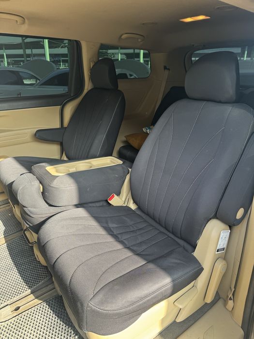 Кия карнивал (седона)