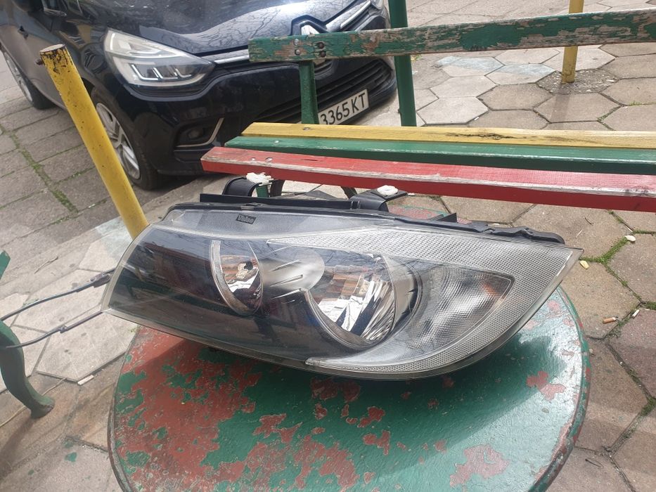 Фар за БМВ Е90 десен