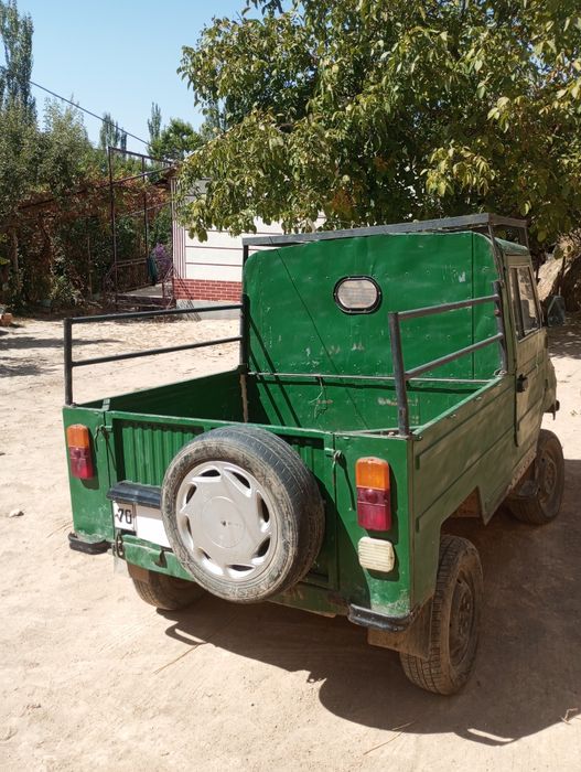 Srochna Luaz sotiladi