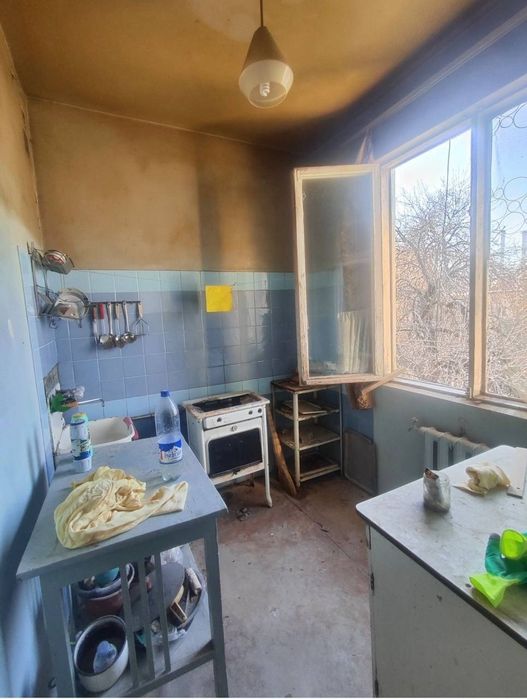 Продам чиланзар 19.  Двух комнатная.  Разделка