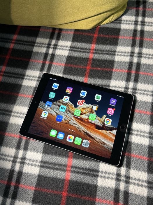 iPad 6 поколения