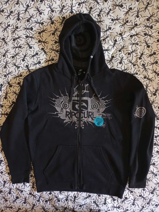 Суичър "Rip Curl" размер XL  и "686" размер L