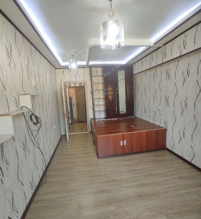 Аренда Буз - 2 Эко Базар  Средний ремонт 1*1*4 Пустая Общая