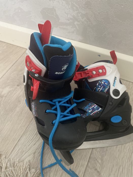 Продам коньки б/у