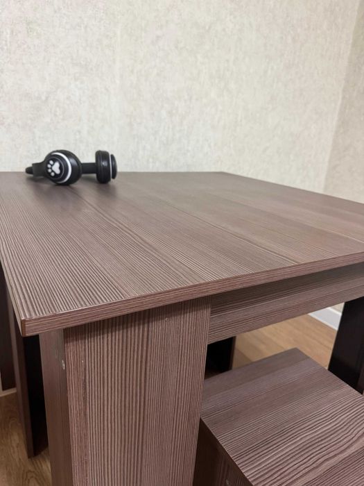 Кухонный стол продам