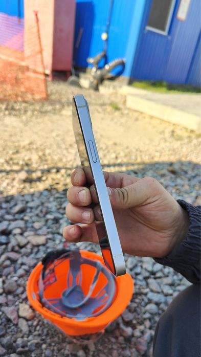 Iphone 13  в хорошем состоянии 128гб